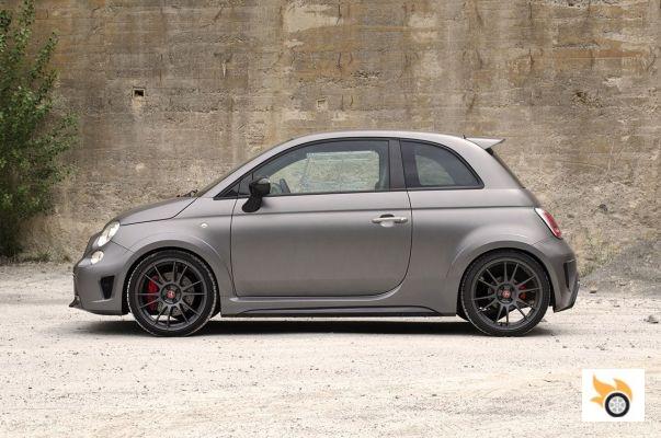 Abarth 695 Biposto