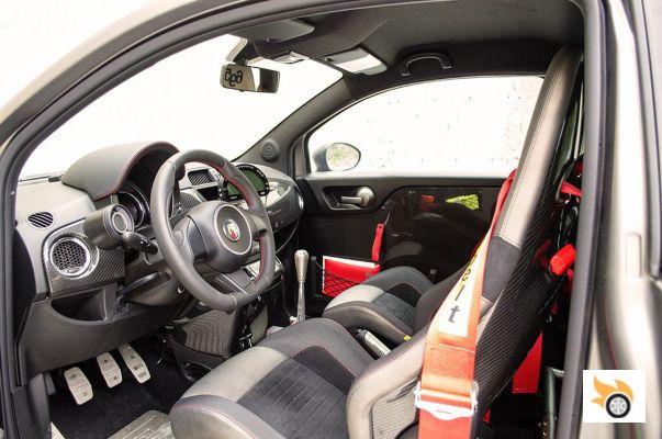Abarth 695 Biposto