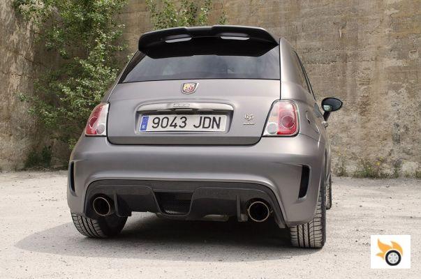 Abarth 695 Biposto