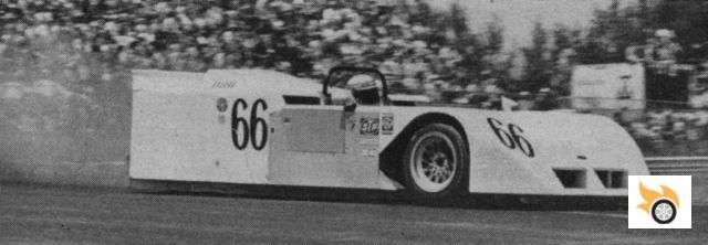 Chaparral 2J