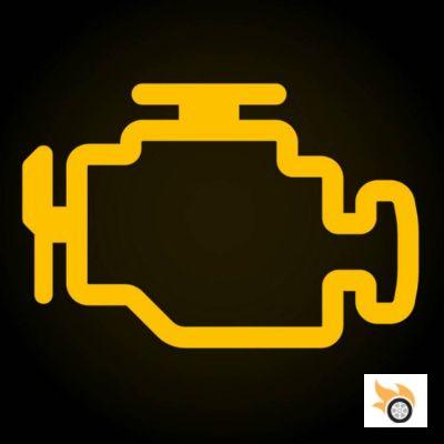 Luz indicadora de fallo de motor: qué hacer si está encendida / parpadeando