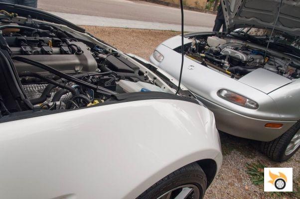 Los dueños de sendos Mazda MX-5 NA y ND cambian las llaves por un día