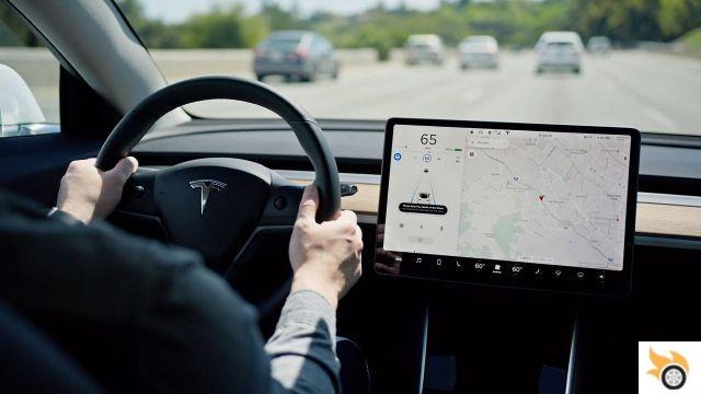 La bocina de Tesla suena como una cabra (o un pedo)