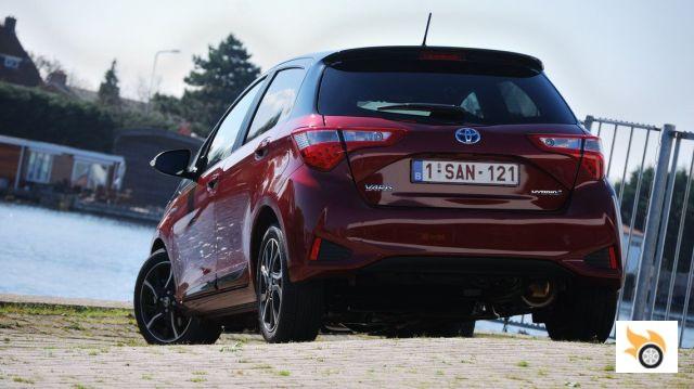 Contact: 2017 Toyota Yaris