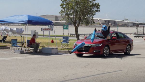 Falla la frenada automática: vídeos del Tesla Model 3 y...