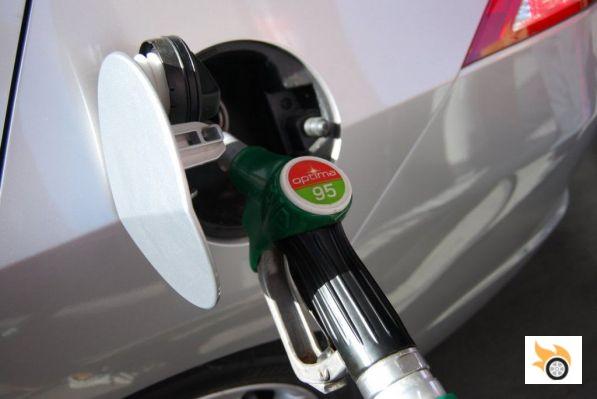 Gasolinero: profesión en proceso de extinción