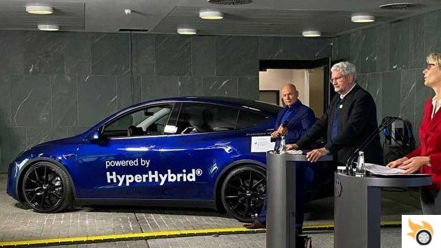 Come funziona la Tesla Model Y a metanolo da 10 milioni di euro