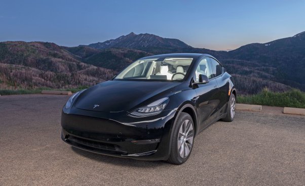 Sonido de zumbido de Tesla: ¿Es esto normal?