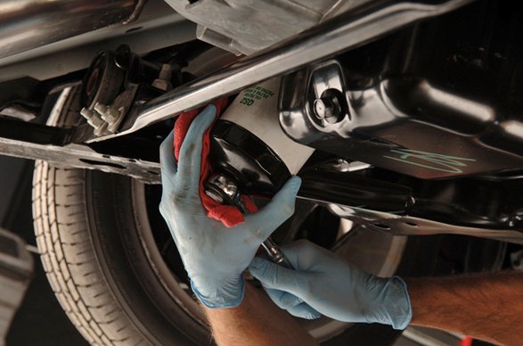 How much does it cost to change the oil and filter in the car?