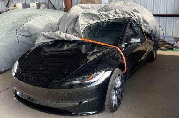 Tesla
Model 3 restyling, sei tu?