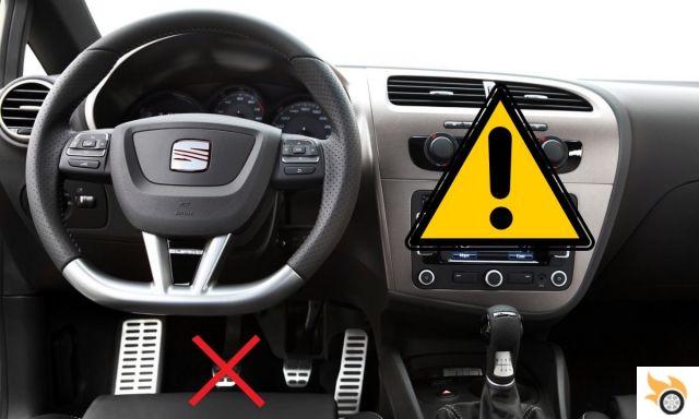 ¿Qué hacer si se rompe el embrague del coche mientras está en marcha?