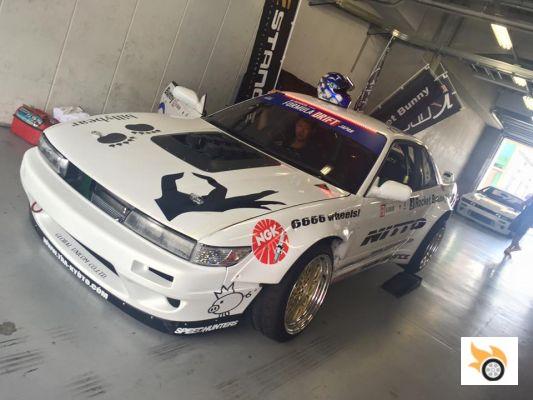 El logo de Rocket Bunny es el de una marca de condones