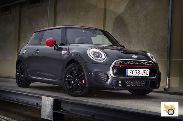 MINI JCW