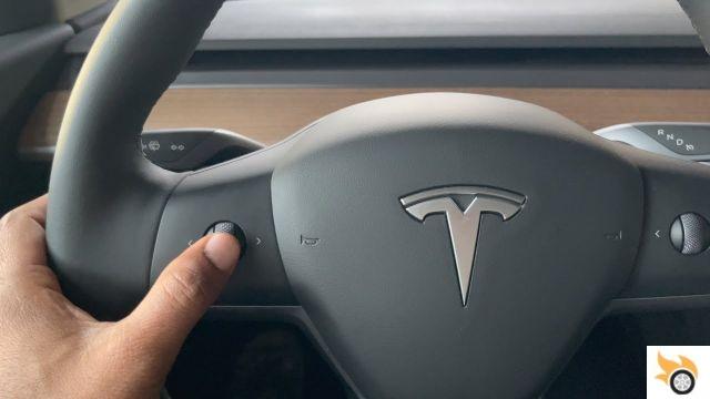 How to access the radio in your Tesla Model 3