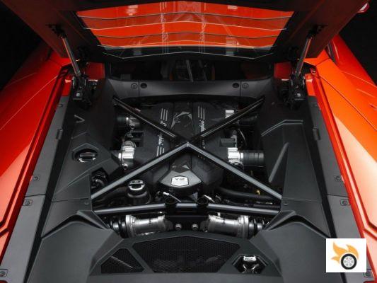 Lamborghini para manter vivos os motores naturalmente aspirados (por enquanto)
