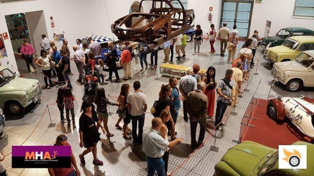 The DGT donates six historic vehicles to the Salamanca Automotive Museum