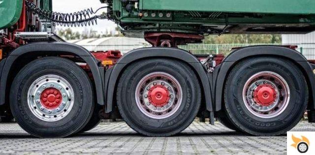 Characteristics of a 3-axle truck and other related aspects