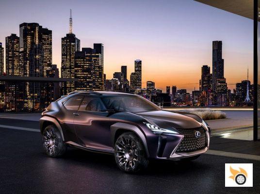 Lexus CT 200h, ante su último restyling