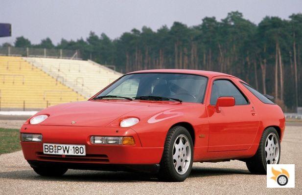 Porsche 928