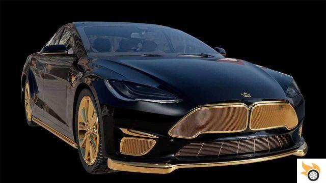 El Tesla Model S más caro del mundo está chapado en oro