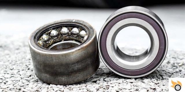 Difference Between Bearings and Bearings