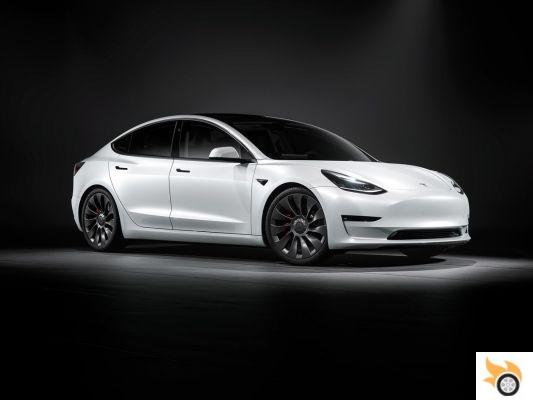 Tesla Model 3 oficialmente na Espanha. O preço? Não é o que esperávamos