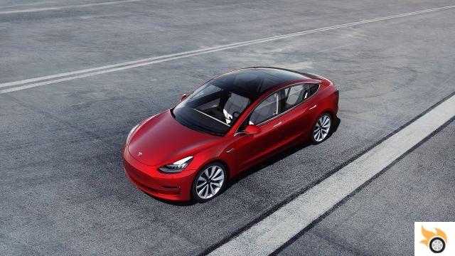 Tesla Model 3: prices, dimensions and features