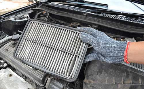 Benefícios e frequência recomendada para substituir os filtros de ar do carro