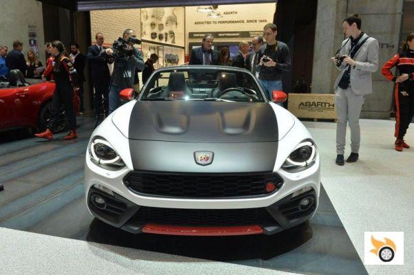 The new Abarth 124 Spider makes us fall in love in Geneva
