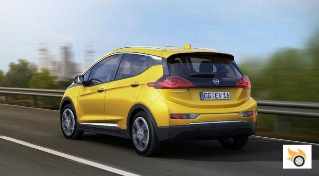 European version of the electric Chevrolet Bolt is called Opel Ampera-e