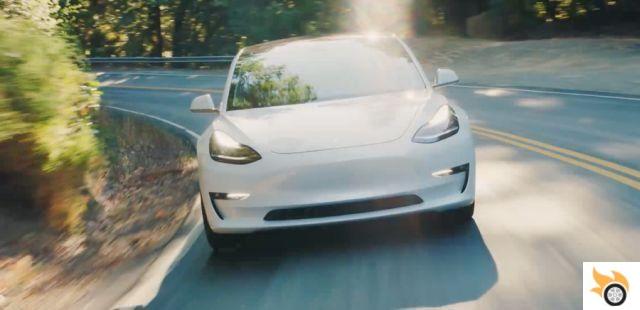 Tesla surpreende com a super garantia das baterias do Model 3