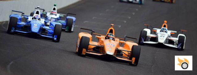 Fernando Alonso breaks engine and Takuma Sato wins in the Indianapolis 500