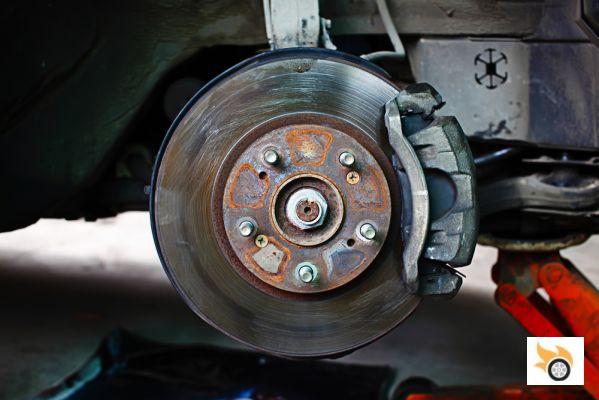 Worn brake pads? Here are the 7 definitive symptoms